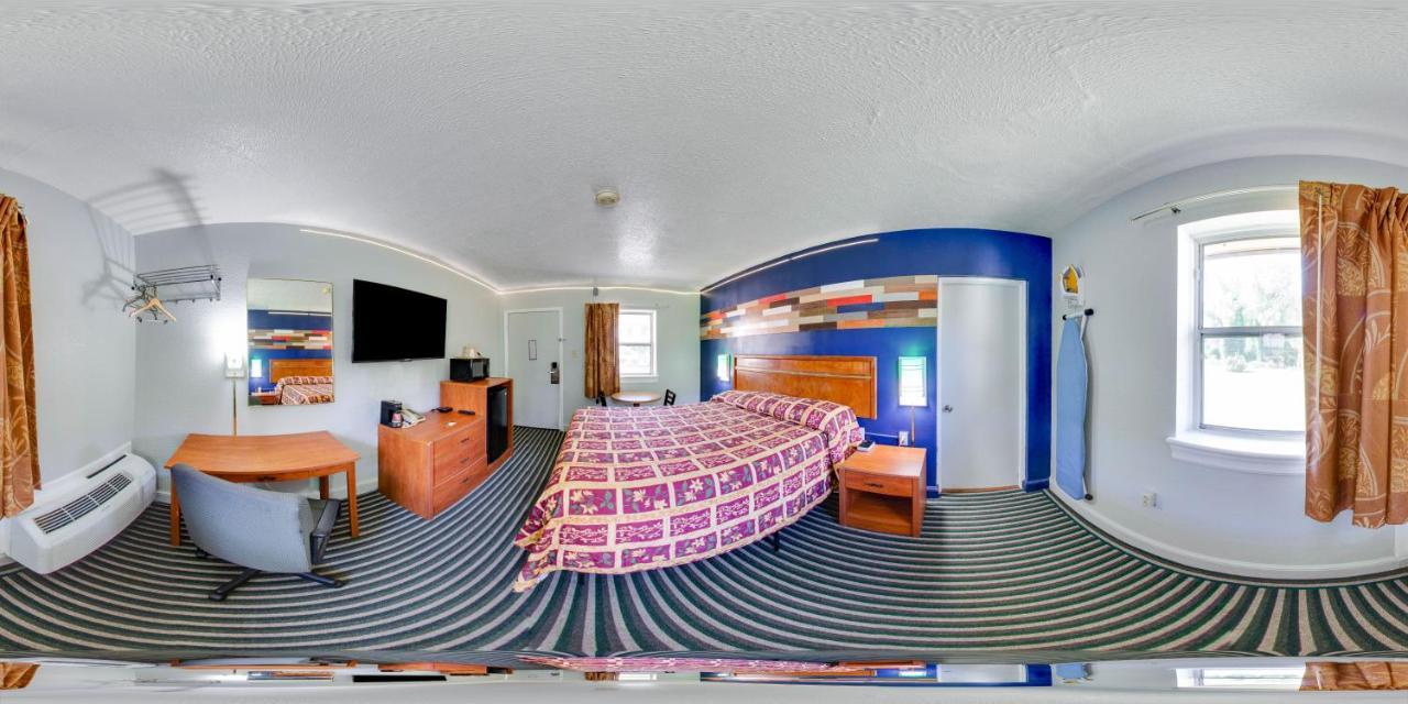 Scottish Inns Collinsville - Martinsville Екстериор снимка